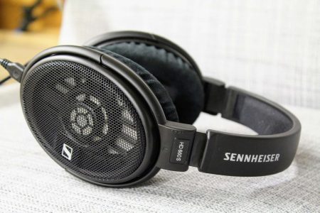 HD 660 S